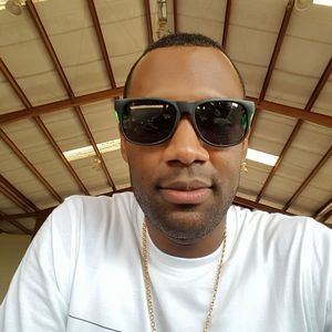 Meet your Posher, Noral